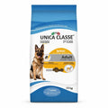 packaged Unica Classe Maxi Adult-15KG chicken flavor bag on white background