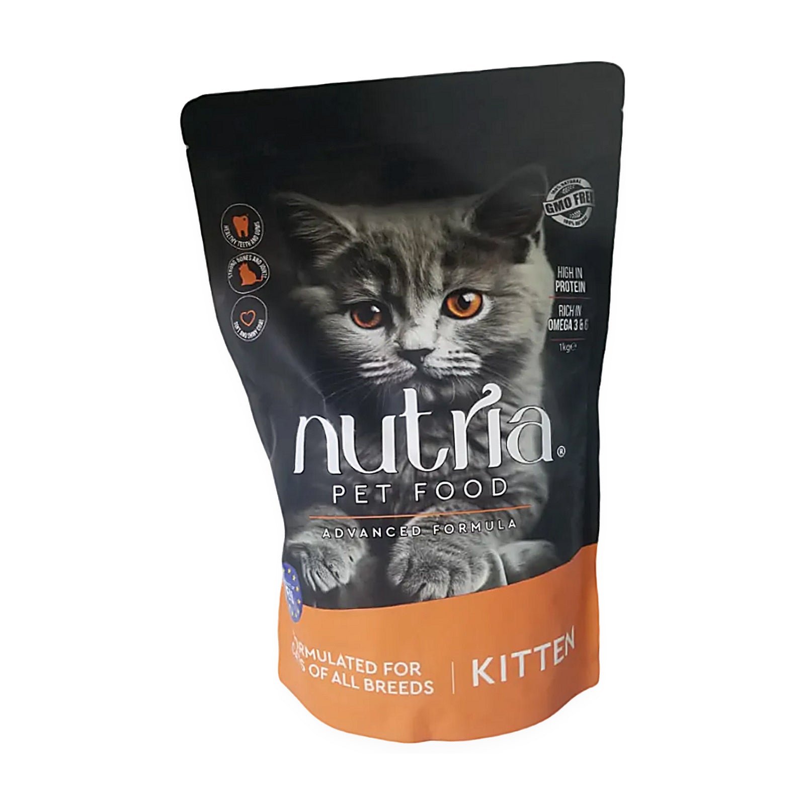 Nutria kitten pet food package advanced formula on a white background